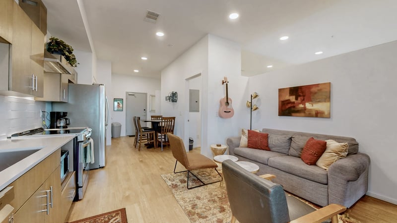 920 King Hollands Ave #315, Nashville, TN 37203