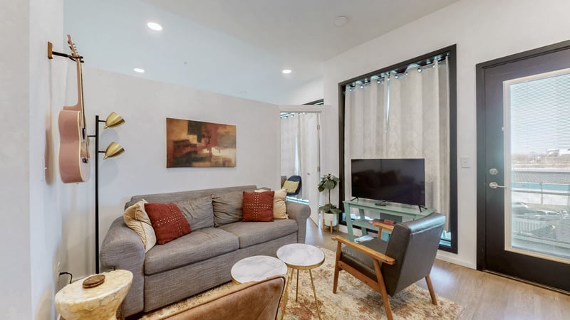 920 King Hollands Ave #315, Nashville, TN 37203