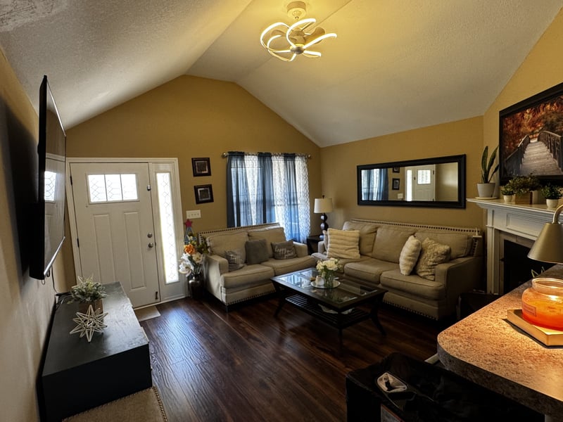 222 Hillview Way, Springfield, TN 37172