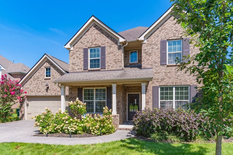 1023 Brixworth Dr, Thompsons Station, TN 37179