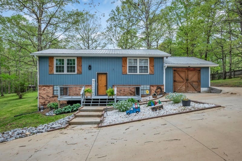 1051 Twin Pine Rd, Dickson, TN 37055