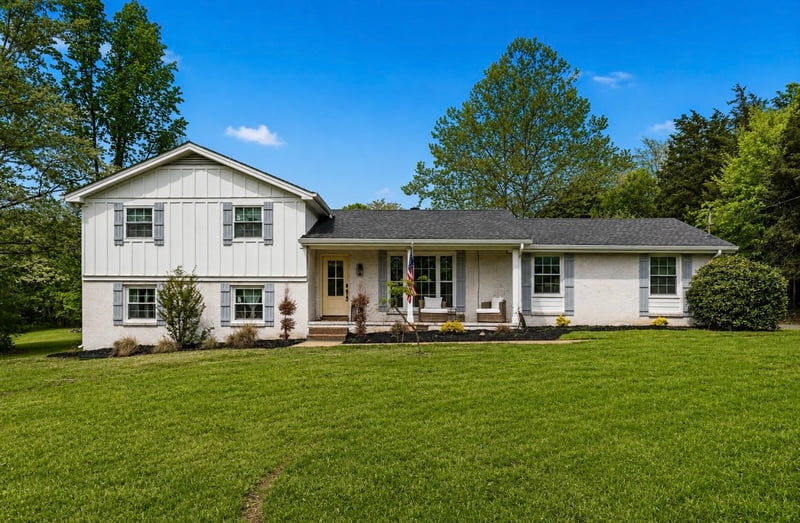 323 Kimberly Ct, Mount Juliet, TN 37122