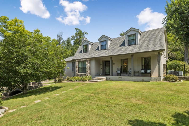2039 Sunny Side Dr, Brentwood, TN 37027