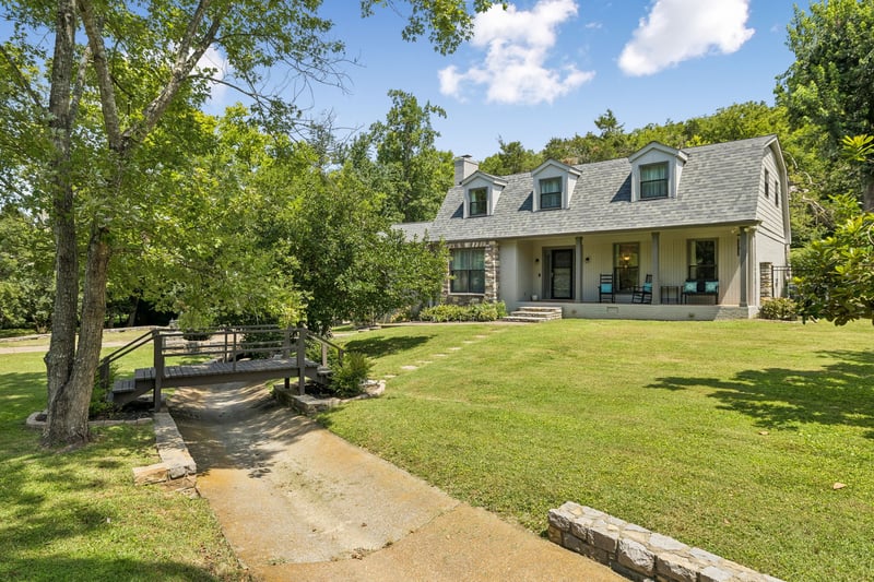 2039 Sunny Side Dr, Brentwood, TN 37027
