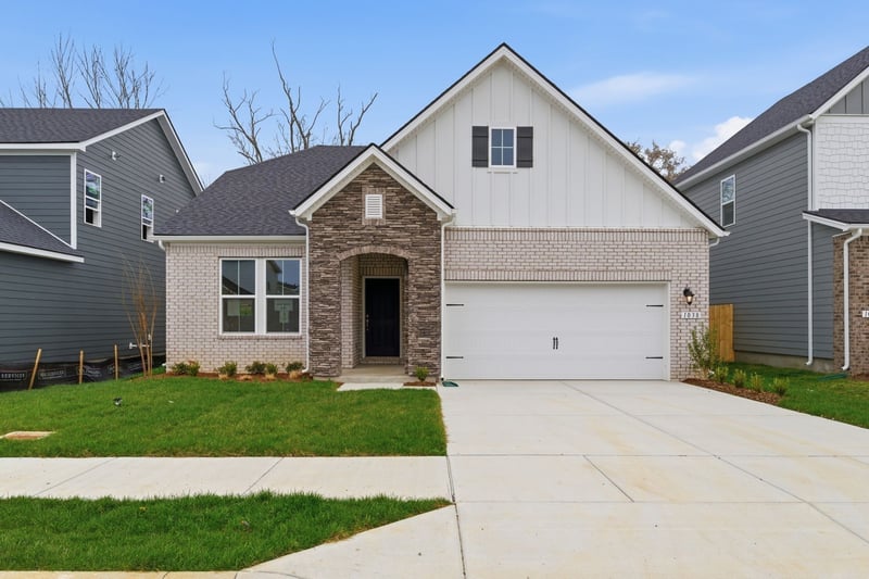 1038 Lionheart Dr, Hermitage, TN 37076