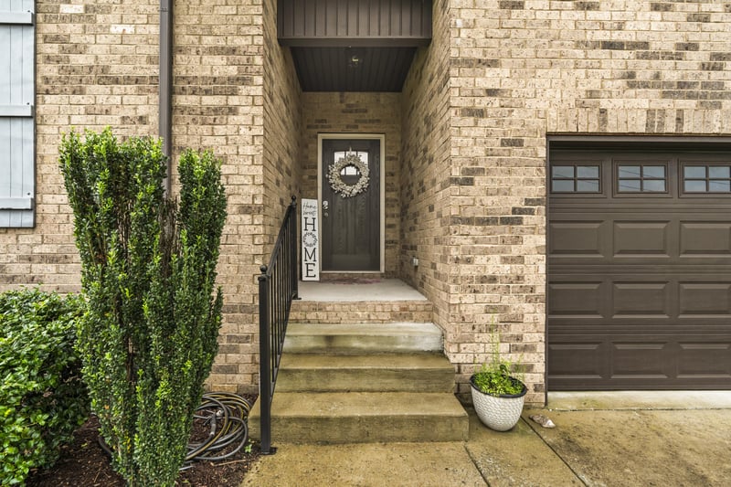 206 Hart Ln, Lebanon, TN 37087