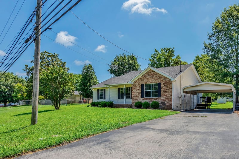2915 Campbellsville Pike, Columbia, TN 38401