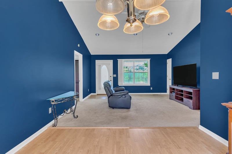 2915 Campbellsville Pike, Columbia, TN 38401