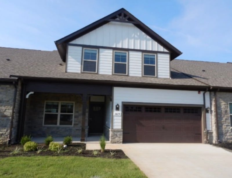 1438 Suzanne Dr, Murfreesboro, TN 37128