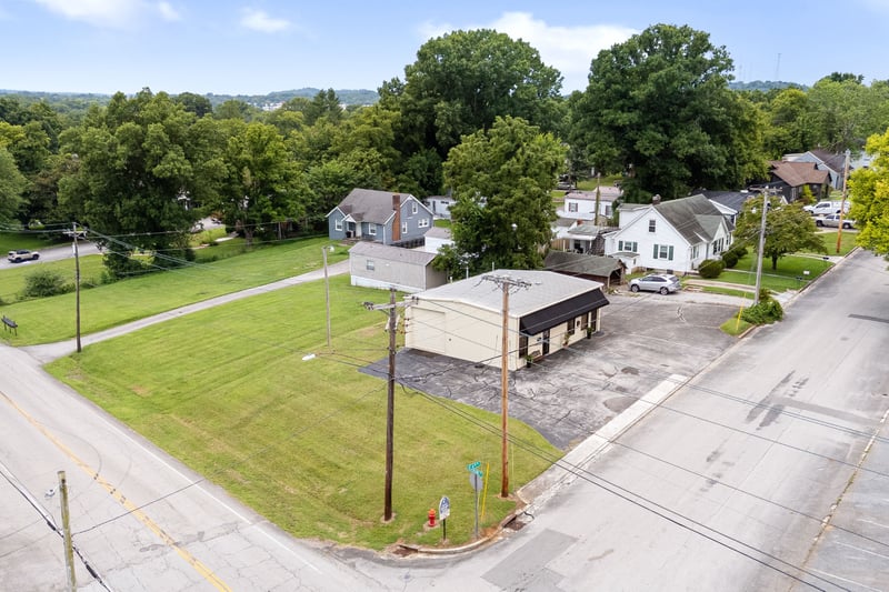 512 6th Ave, Columbia, TN 38401