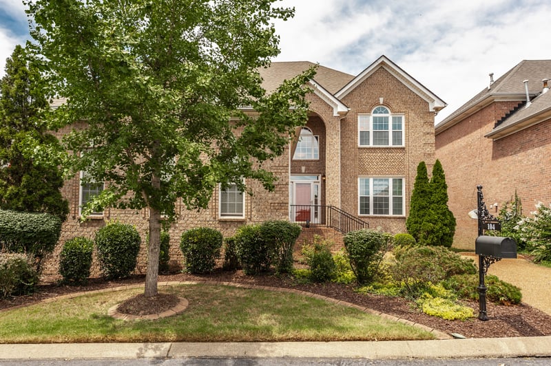 104 Newport Cir, Hendersonville, TN 37075