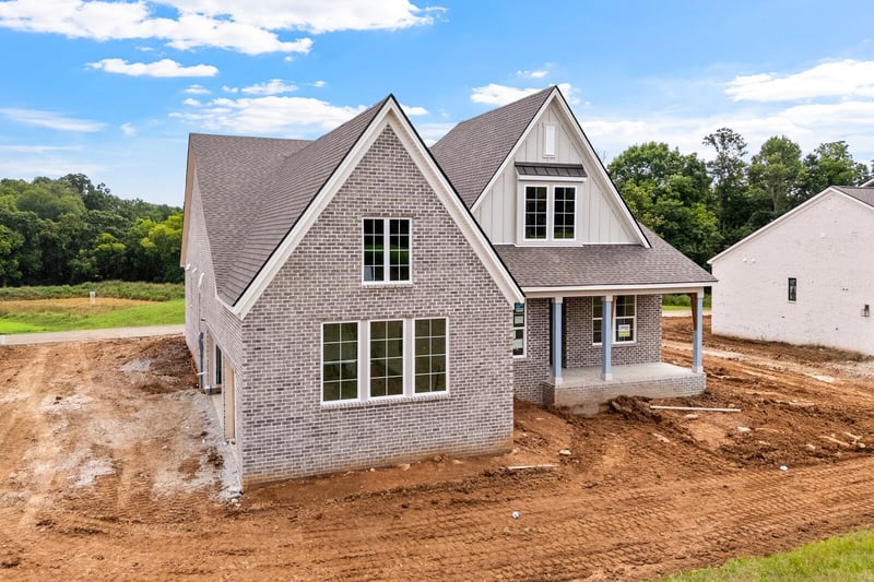 576 Baker Rd, Columbia, TN 38401