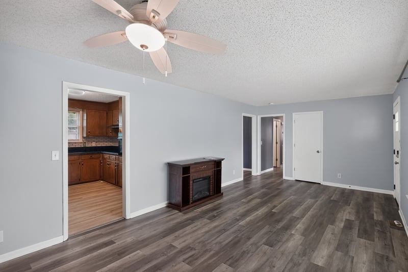 736 Roman Dr, Nashville, TN 37207