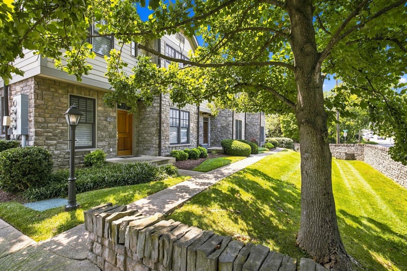 4216 Hillsboro Pike, Nashville, TN 37215