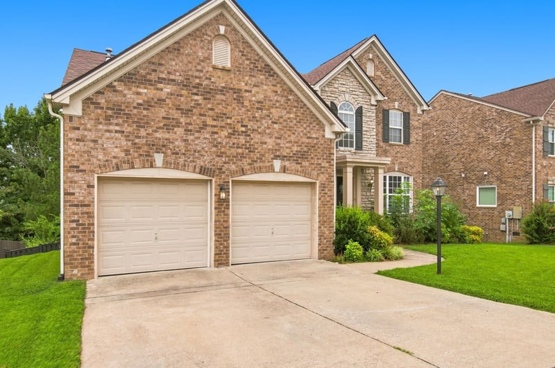 3033 Brookview Forest Dr, Nashville, TN 37211