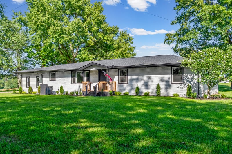 5963 Wayman Dunn Rd, Springfield, TN 37172