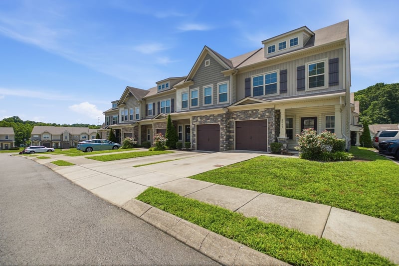 2009 Abbingdon Way, Old Hickory, TN 37138