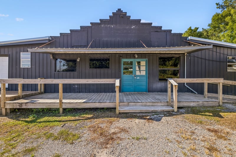 1861 Fairview Blvd, Fairview, TN 37062