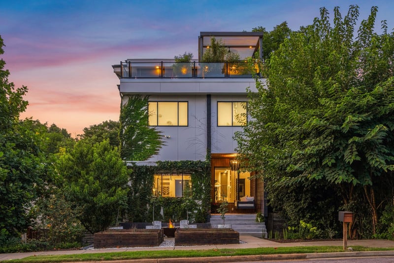 1105 Glenview Dr, Nashville, TN 37206