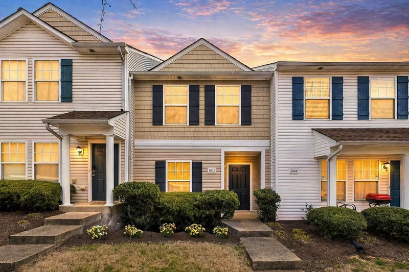 1002 Halifax Ln, Antioch, TN 37013