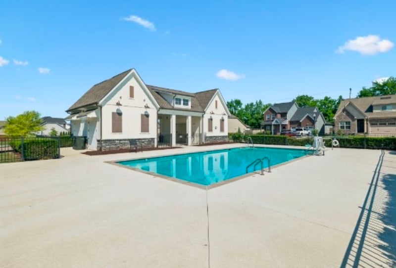1689 Foston Ln, Gallatin, TN 37066