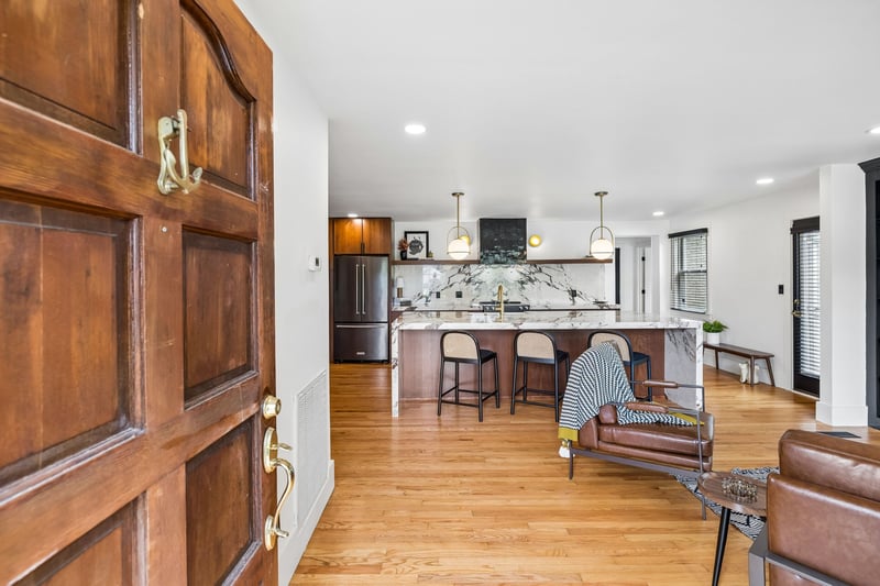 902 Mcmahan Ave, Nashville, TN 37216