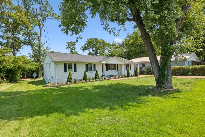 636 Demoss St, Gallatin, TN 37066