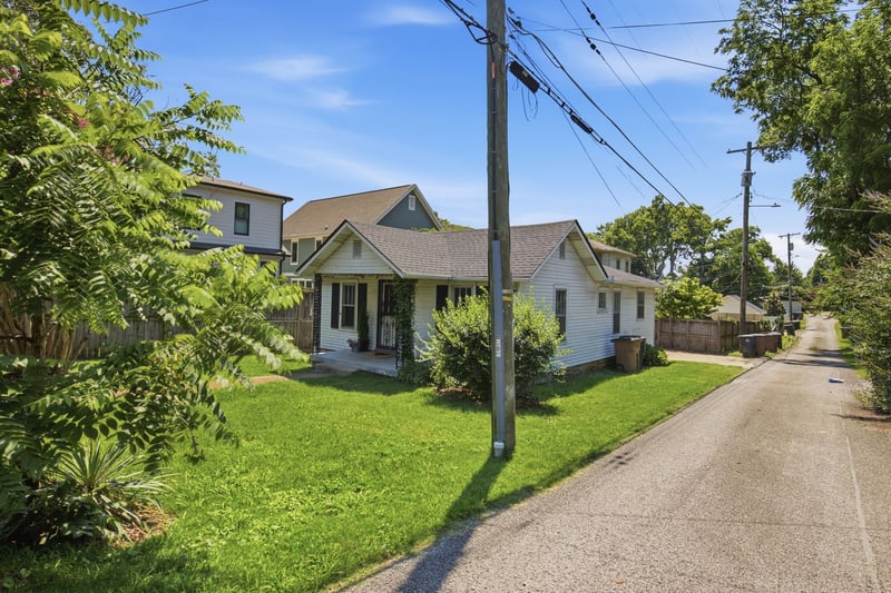 143 42nd Ave, Nashville, TN 37209