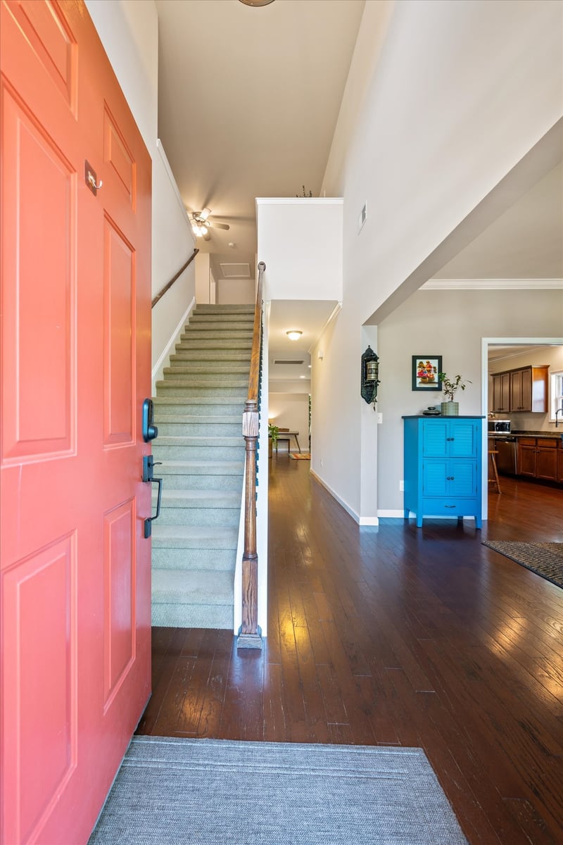 600 Collinscrest Ct, Nashville, TN 37221