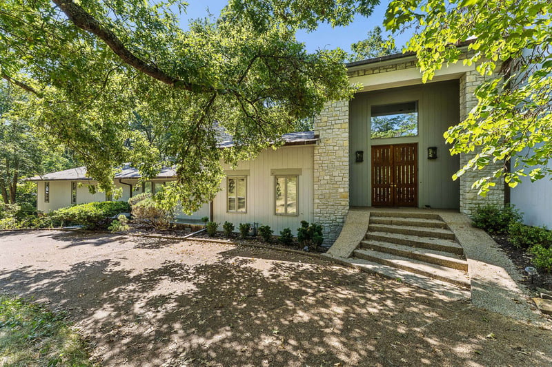 5870 Fredricksburg Dr, Nashville, TN 37215