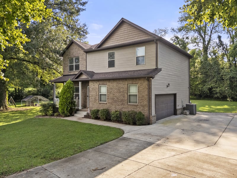 2272 Zion Rd, Columbia, TN 38401