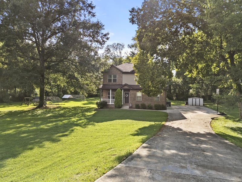 2272 Zion Rd, Columbia, TN 38401