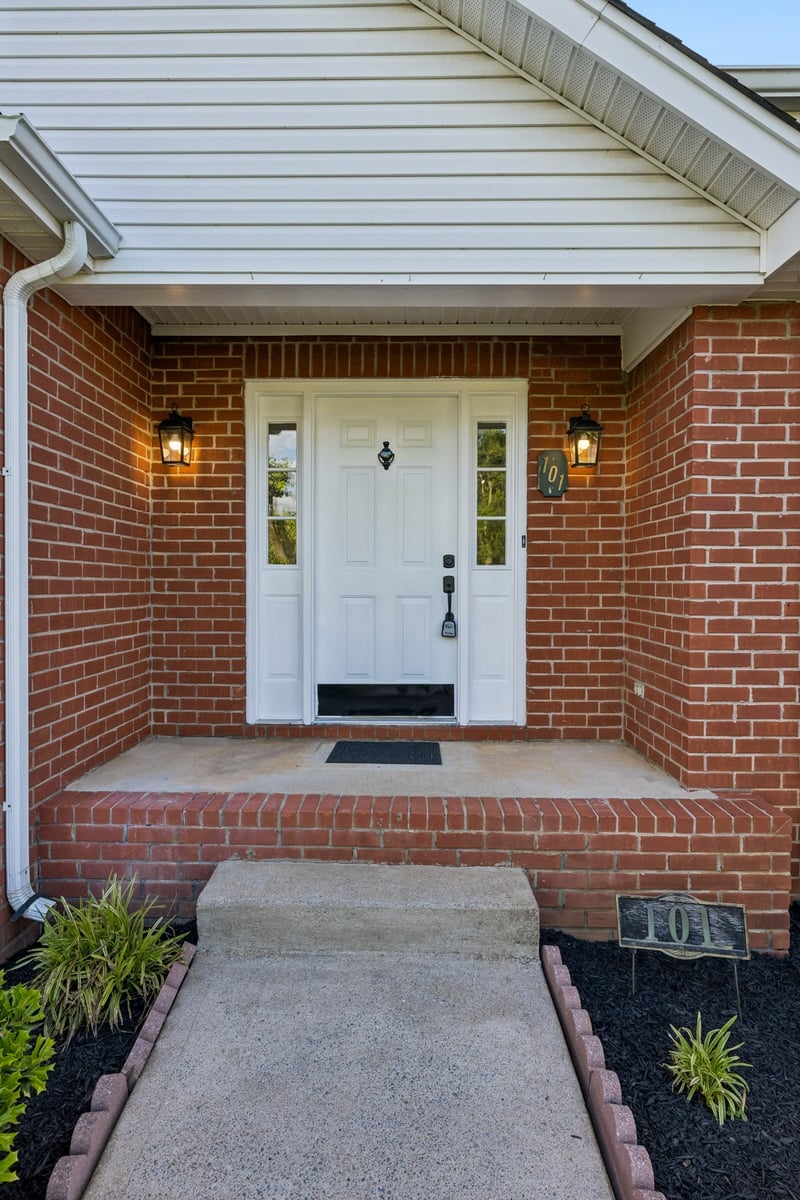 101 Chertsey Ct, Murfreesboro, TN 37127