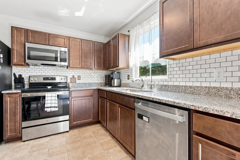 5409 Walnut Chase Dr, Christiana, TN 37037