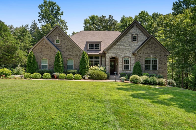 8012 Rose Ridge Pvt Ln, Fairview, TN 37062