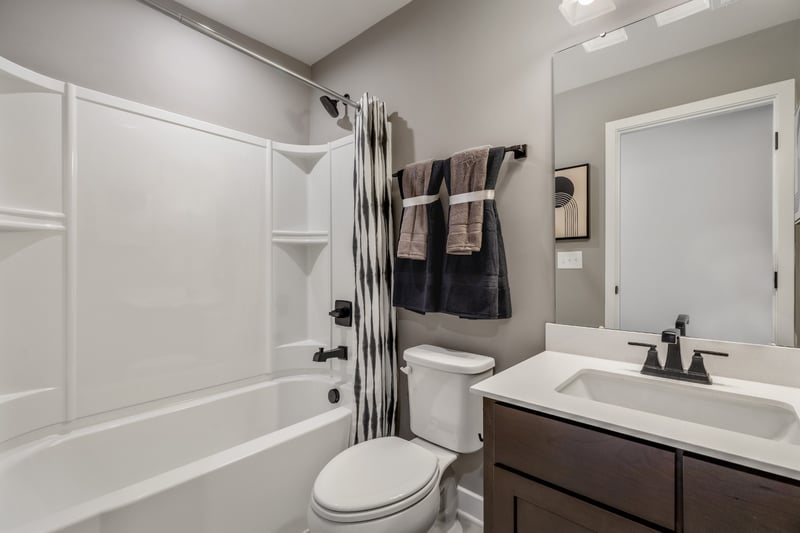 563 Tompkins Ln, Gallatin, TN 37066