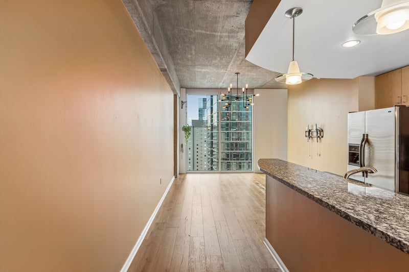 415 Church St #1808, Nashville, TN 37219