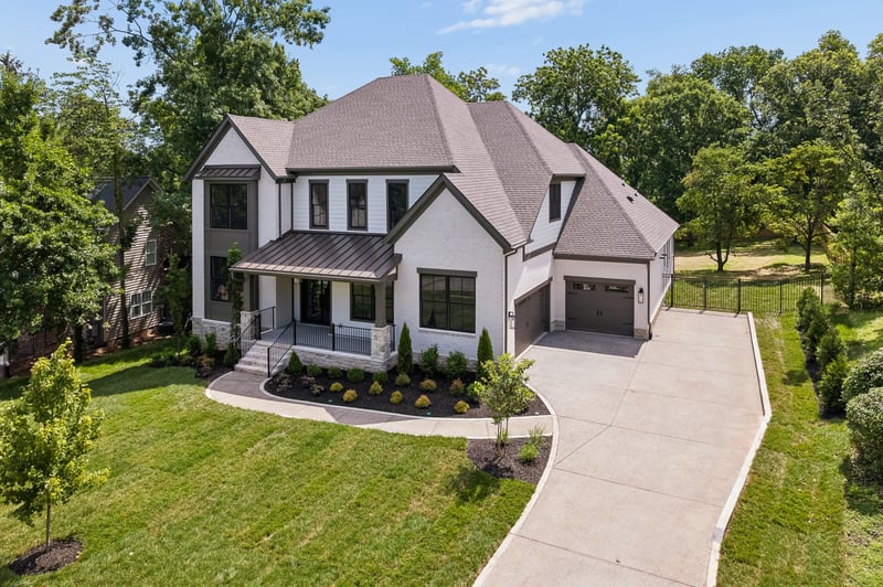 2808 White Oak Dr, Nashville, TN 37215