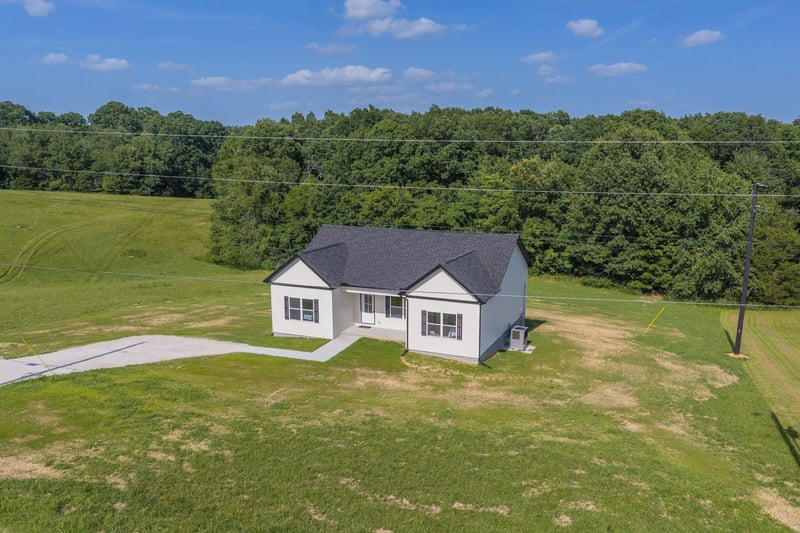 831 Wells Rd, Dickson, TN 37055