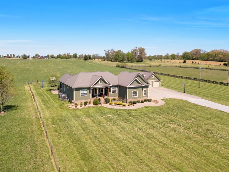 3988 Fykes Grove Rd, Cedar Hill, TN 37032