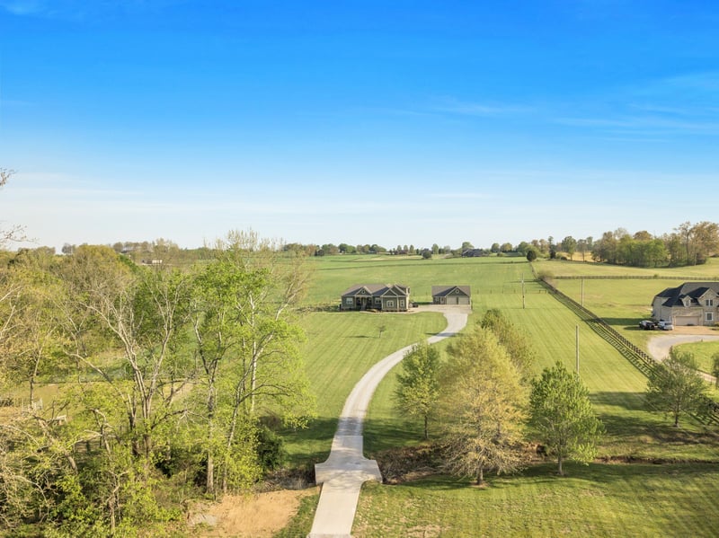 3988 Fykes Grove Rd, Cedar Hill, TN 37032