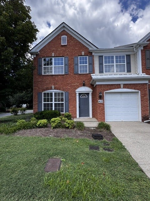 452 Old Towne Dr, Brentwood, TN 37027