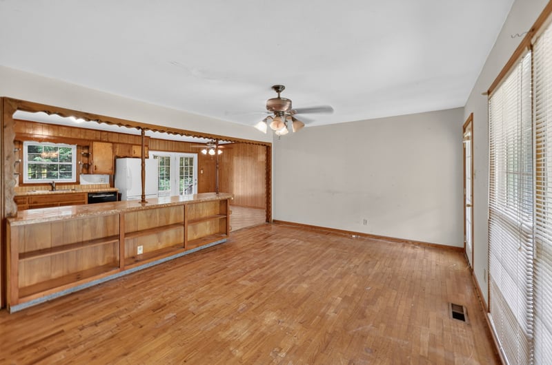 1106 Rainbow Cir, Westmoreland, TN 37186