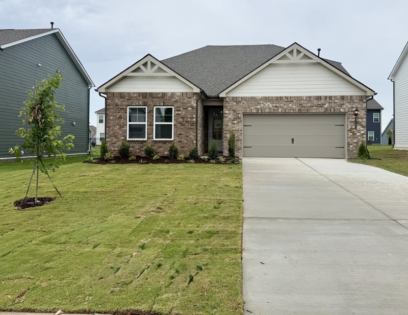 2163 Layla Ln, White House, TN 37188