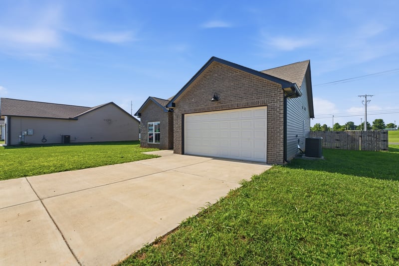 111 Burley Way, Portland, TN 37148