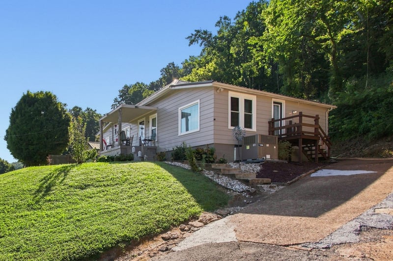 8565 Lawrenceburg Hwy, Mount Pleasant, TN 38474