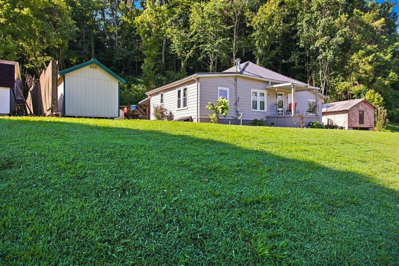 8565 Lawrenceburg Hwy, Mount Pleasant, TN 38474