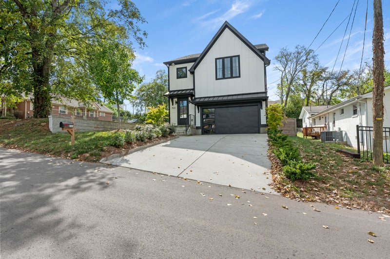 933 42nd Ave, Nashville, TN 37209