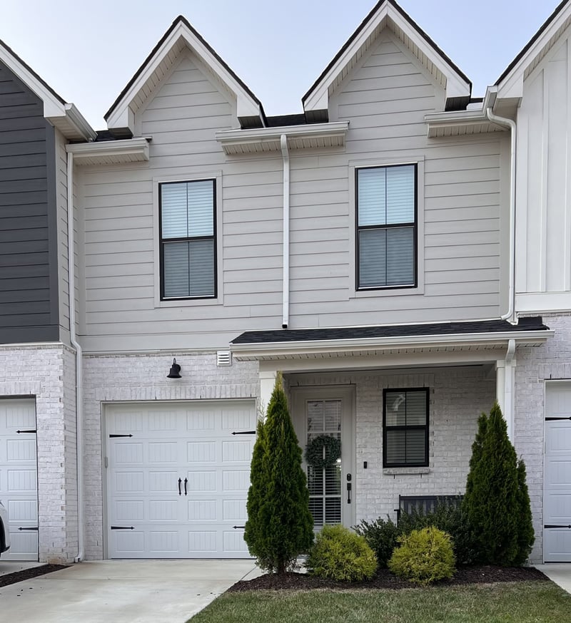 3028 Inman Dr, Thompsons Station, TN 37179