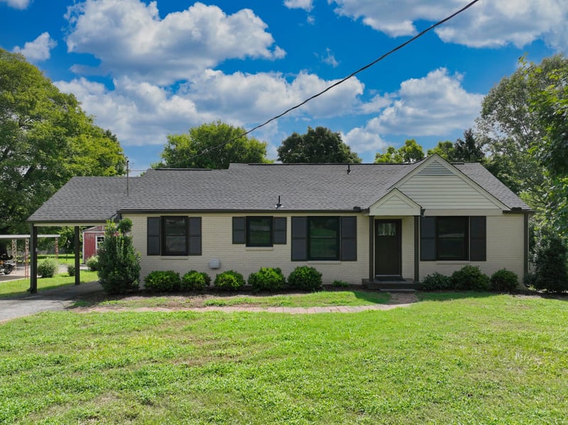 2213 Ridgecrest Dr, Nashville, TN 37216